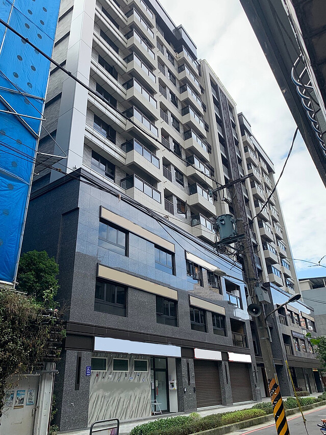新店寶強段危老案申請基地退縮建築的容積獎勵。圖/新北都更處